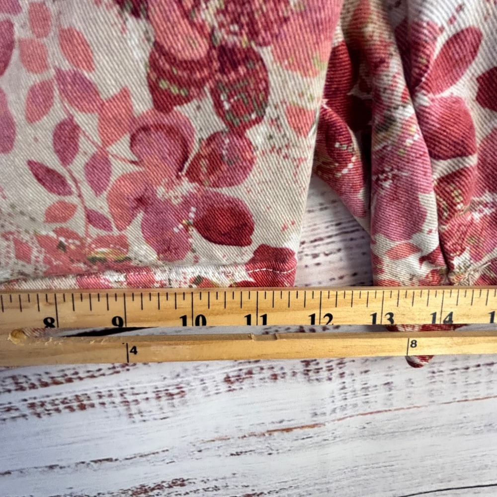 Vintage Floral Denim Shorts 16 Red Pink Cotton Stretch Jorts Cottage Feminine - Picture 10 of 11